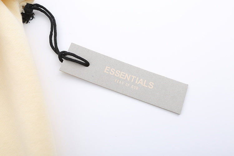 ESSENTIALS | קפוצ’ון